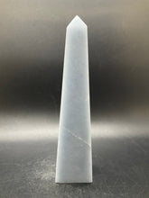 Load image into Gallery viewer, Angelite Point