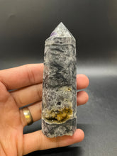 Load image into Gallery viewer, Sphalerite Point