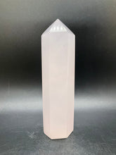 Load image into Gallery viewer, Mangano Calcite Point