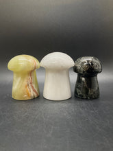 Load image into Gallery viewer, Crystal Mushroom