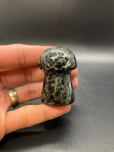 Load image into Gallery viewer, Crystal Mushroom