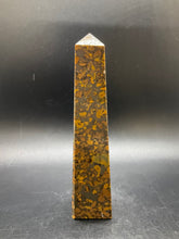 Load image into Gallery viewer, Fruit Jasper Point