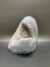 Load image into Gallery viewer, Amethyst Geode