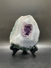 Load image into Gallery viewer, Amethyst Geode