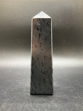 Load image into Gallery viewer, Hematite Point