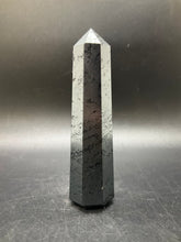 Load image into Gallery viewer, Hematite Point