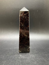 Load image into Gallery viewer, Garnet Point