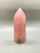 Load image into Gallery viewer, Rose Quartz Point