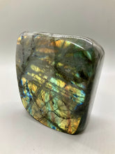 Load image into Gallery viewer, Labradorite Freeform