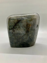 Load image into Gallery viewer, Labradorite Freeform