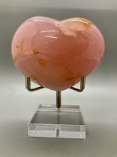 Load image into Gallery viewer, Rose Quartz Heart