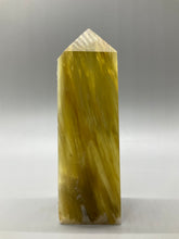 Load image into Gallery viewer, Golden Mica Point