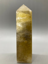 Load image into Gallery viewer, Golden Mica Point