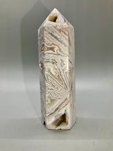 Load image into Gallery viewer, White Lace Agate Point