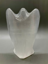 Load image into Gallery viewer, Selenite Crystal Angel