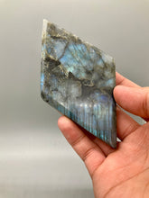 Load image into Gallery viewer, Labradorite Diamond Carving with Stand