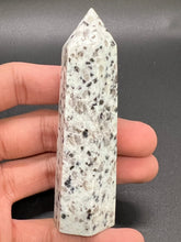 Load image into Gallery viewer, Kiwi Jasper Round Point