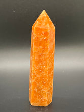 Load image into Gallery viewer, Orange Calcite Point