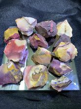 Load image into Gallery viewer, Mook Jasper Raw - 4 Stones