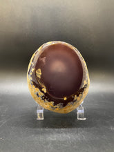 Load image into Gallery viewer, Enhydritic Agate