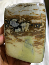 Load image into Gallery viewer, Picasso Jasper Standing Piece