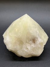 Load image into Gallery viewer, Yellow Ray Crystal Generator Point