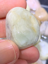 Load image into Gallery viewer, Kunzite Tumbled