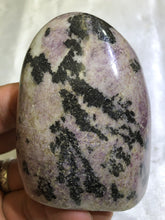 Load image into Gallery viewer, Lepidolite Cut Based