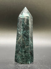 Load image into Gallery viewer, Apatite Points