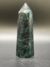 Load image into Gallery viewer, Apatite Points