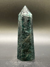 Load image into Gallery viewer, Apatite Points