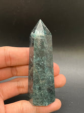 Load image into Gallery viewer, Apatite Points