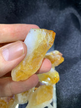Load image into Gallery viewer, Citrine Point