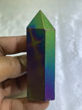 Load image into Gallery viewer, Rainbow Aura Crystal Generator Point