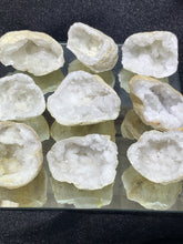 Load image into Gallery viewer, Chalcedony Geode