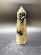 Load image into Gallery viewer, Garnierite Point