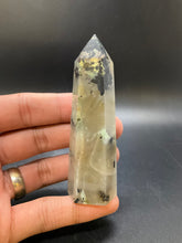 Load image into Gallery viewer, Garnierite Point