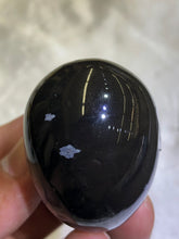 Load image into Gallery viewer, Snowflake Obsidian Eggs
