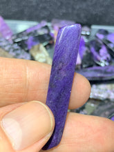 Load image into Gallery viewer, Charoite Bead