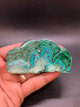 Load image into Gallery viewer, Malachite Slice
