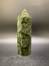 Load image into Gallery viewer, Himalayan Green Jasper Point