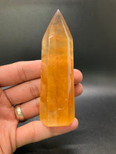 Load image into Gallery viewer, Yellow Calcite Point