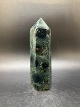 Load image into Gallery viewer, Kambaba Jasper Points