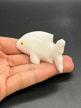 Load image into Gallery viewer, White Onyx Fish