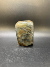 Load image into Gallery viewer, Labradorite Freeform