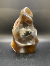 Load image into Gallery viewer, White Dragon Agate Flame