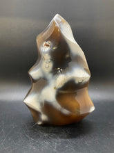 Load image into Gallery viewer, White Dragon Agate Flame