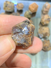 Load image into Gallery viewer, Hessonite Garnet Rough