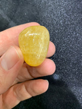 Load image into Gallery viewer, Yellow Calcite Tumbled