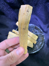 Load image into Gallery viewer, 5 Sticks - Palo Santo Wood